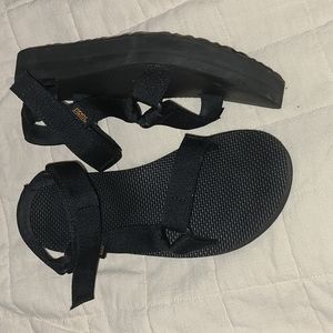 Black Teva platform sandals womens size 8
